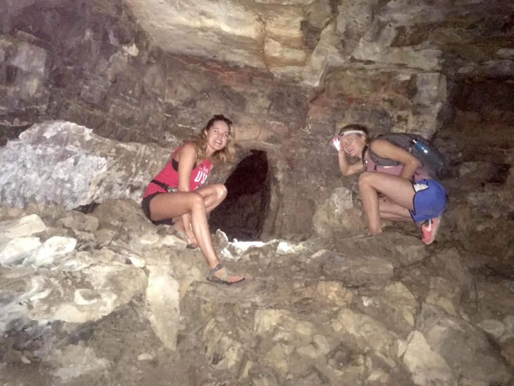 darby-canyon-small-cave