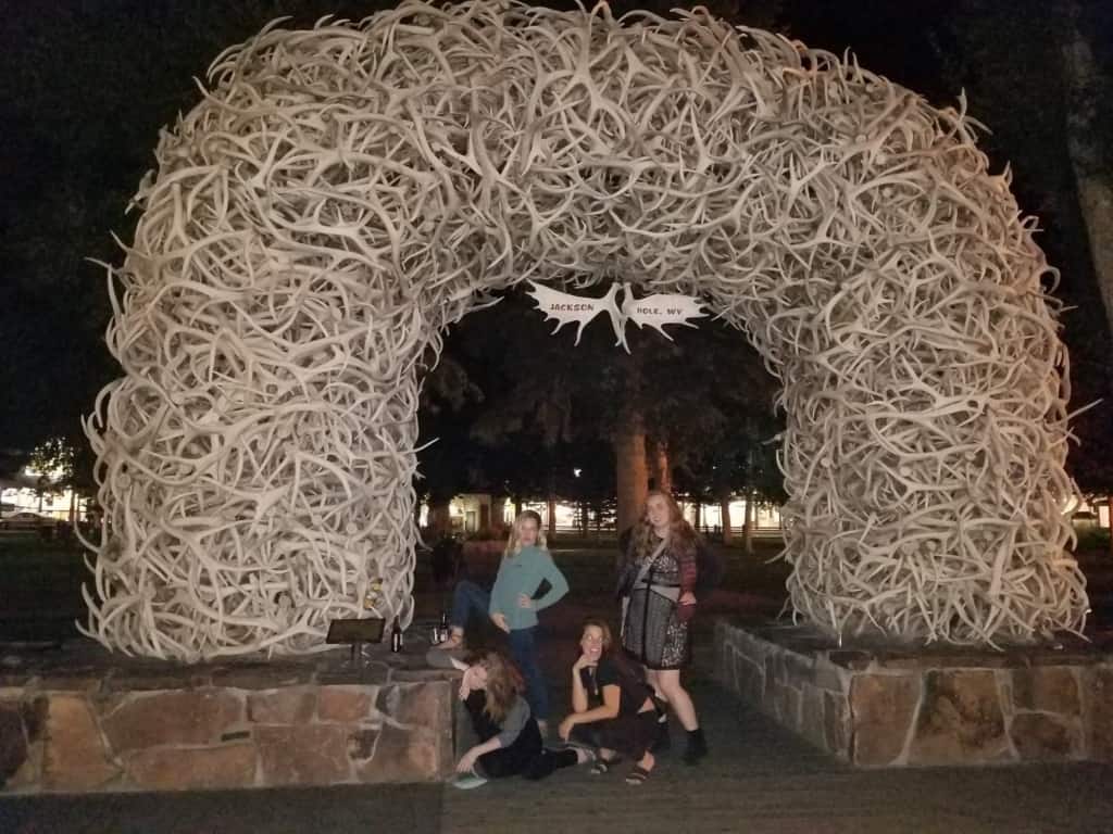 elk-antlers-arch-jackson-hole