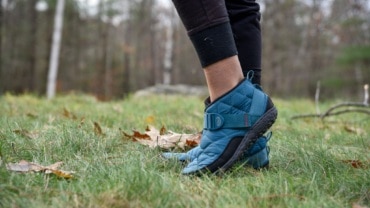 glacier-blue-womens-ramble-puff-chaco