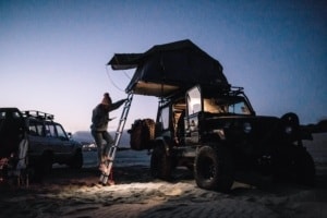 tent that attaches to car roof