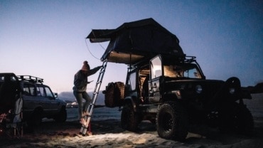 tent that attaches to car roof