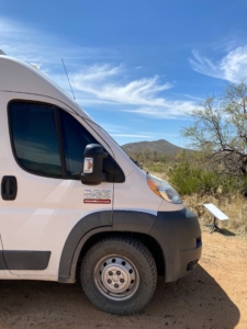 starlink-satellite-dish-vanlife