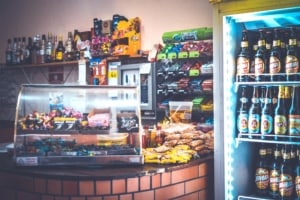 healthy-gas-station-snacks-countertop