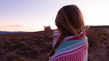 best-travel-blanket-van-life