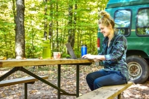 vanlife-blog-find-remote-work