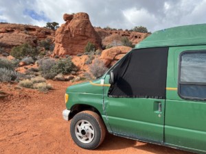 luno-car-window-screens-for-camping