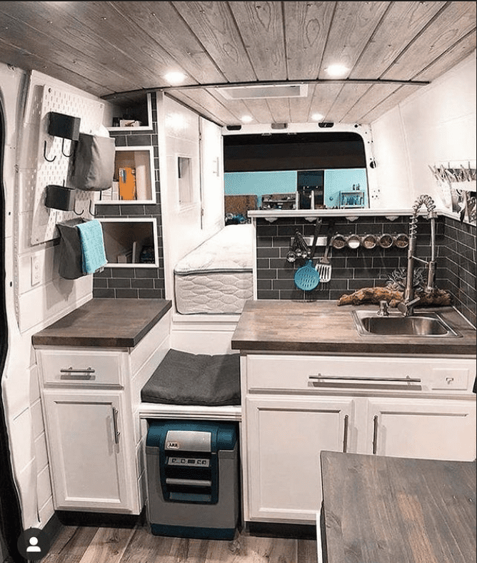 van-kitchen-ideas-kitchen-split