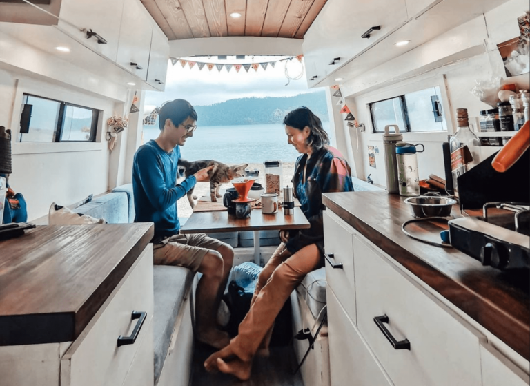 couple-in-campervan