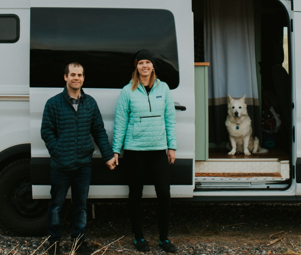 vanlife-couple-with-older-dog