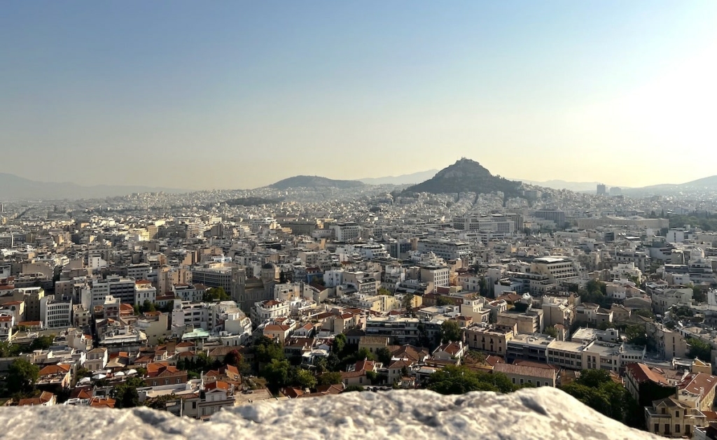 overlooking-modern-athens-from-acropolis-hill-min