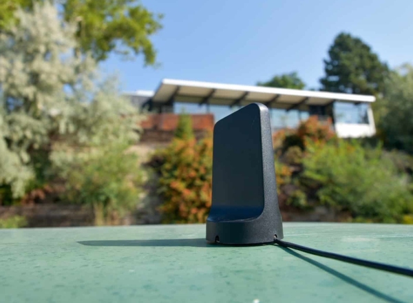 we-boost-drive-sleek-antenna-roof weboost-cell-signal-booster-antenna